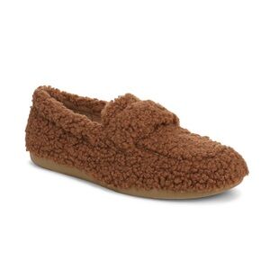Vionic Snuggle Slippers in Brown
